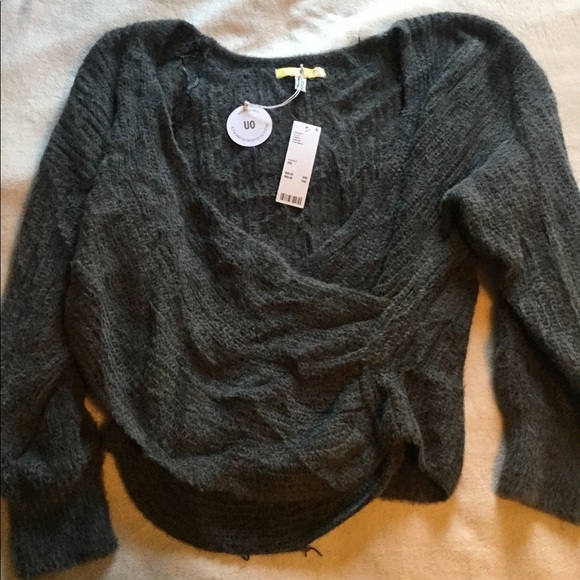 Urban Outfitters Kane Wrap Sweater NWT** - Picture 5 of 11